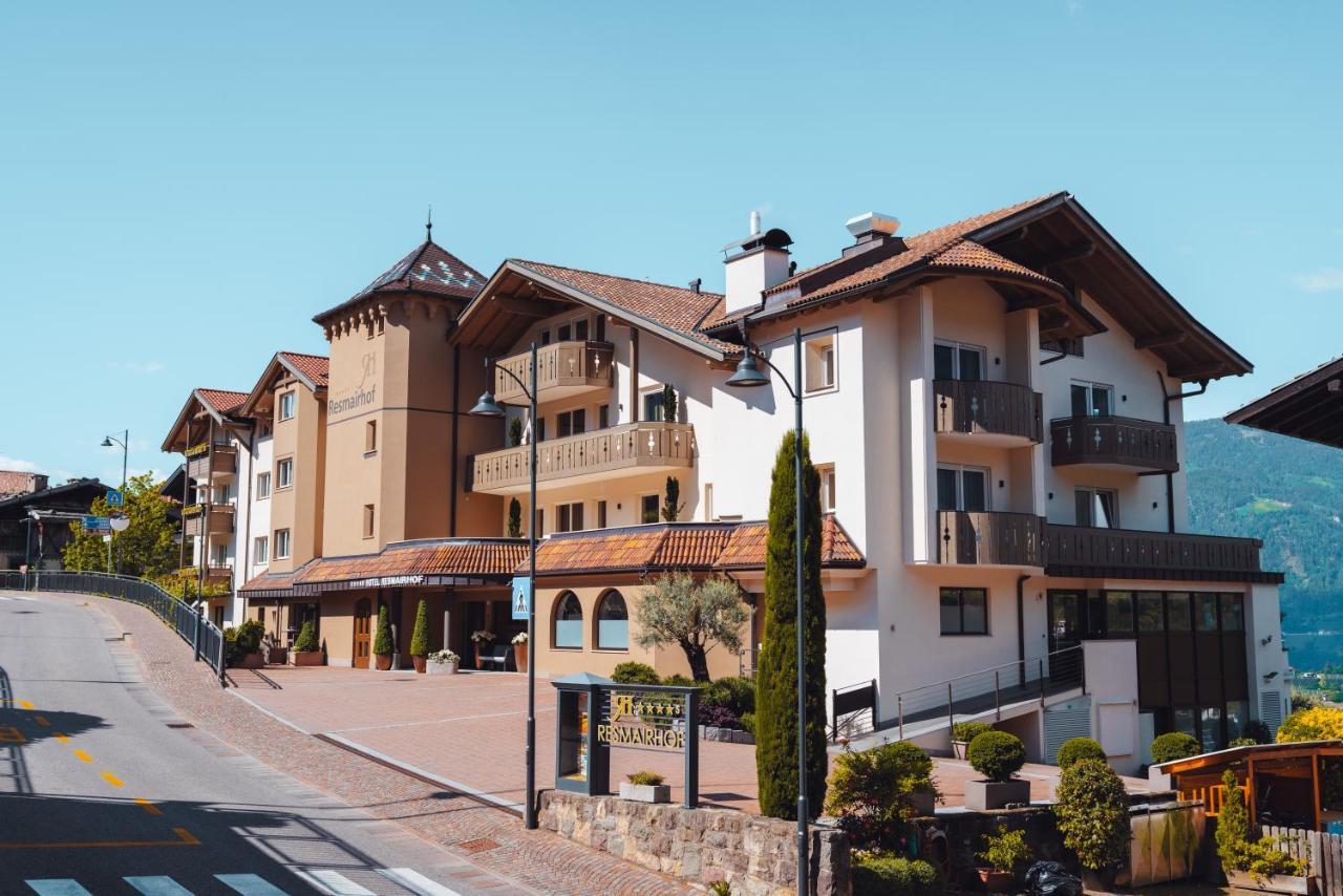Hotel Resmairhof Schenna Exteriör bild
